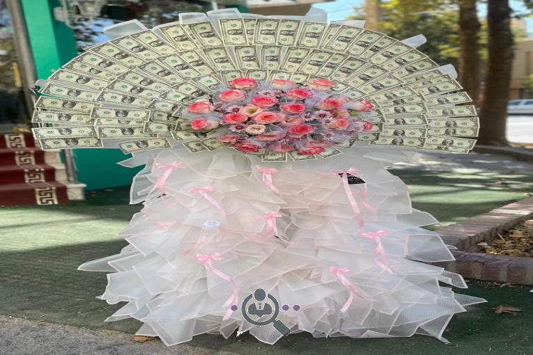 خانه گل رویاس در همدان